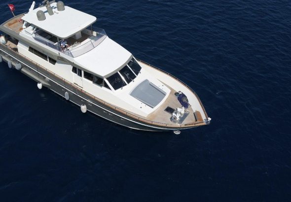 yacht sales dubai